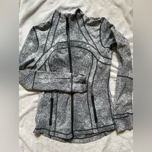 Lululemon Define Jacket Size 8: Great condition!